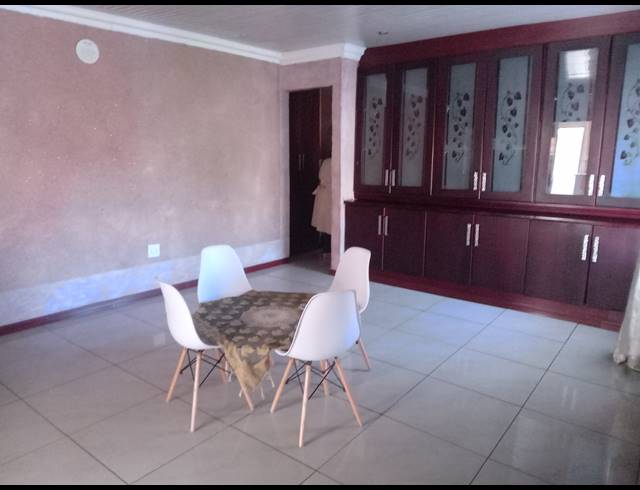 3 BEDROOM FREEHOLD FOR SALE IN VOSLOORUS